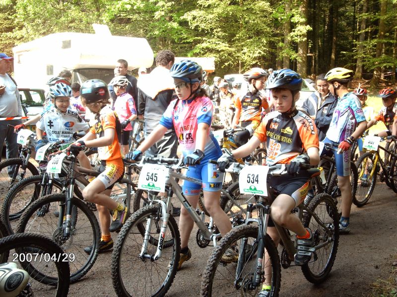 gal/VTT 2007/La Transvoge_29_avril_2007/IMAG0673.JPG